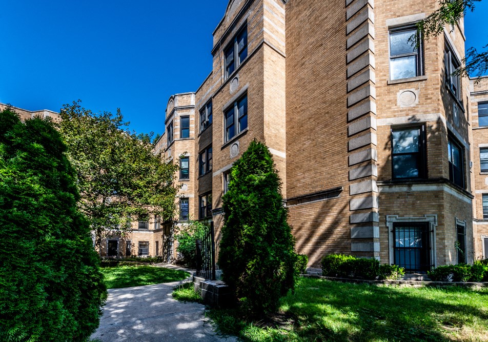 Apartments Downtown Chicago That Accept Section 8 - Room Pictures & All